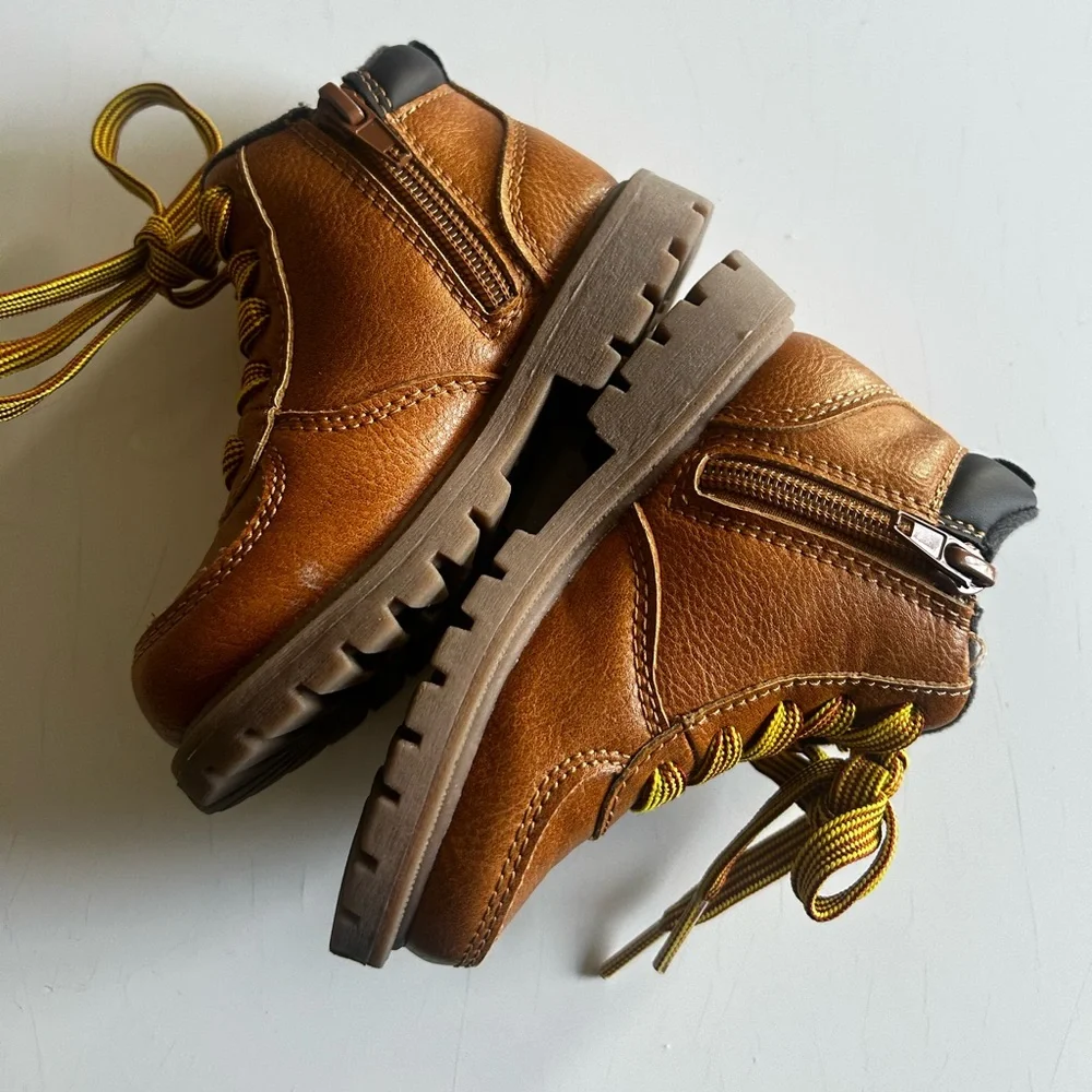 Carter's Size 7 Brown Toddler Kids Boots with Yellow Laces